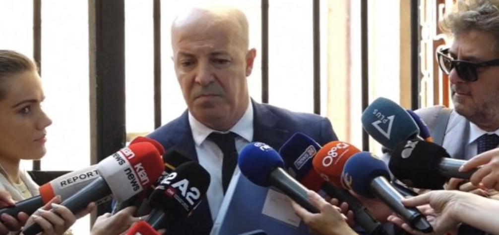 “Para 5 minutash folëm me Ahmetajn”, avokati: E drejta e tij nëse do të vijë në Shqipëri ose jo