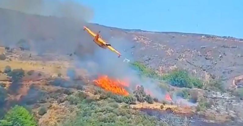 Rrëzohet avioni &#8220;Canadair&#8221; teksa po shuante zjarret në Greqi, vdesin dy pilotët