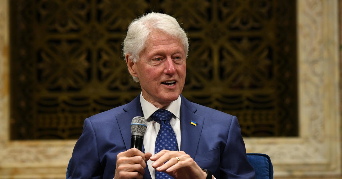 Bill Clinton vjen sot në Shqipëri