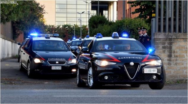 Itali, Burri vret gruan e vëllait, vetëdorëzohet në polici