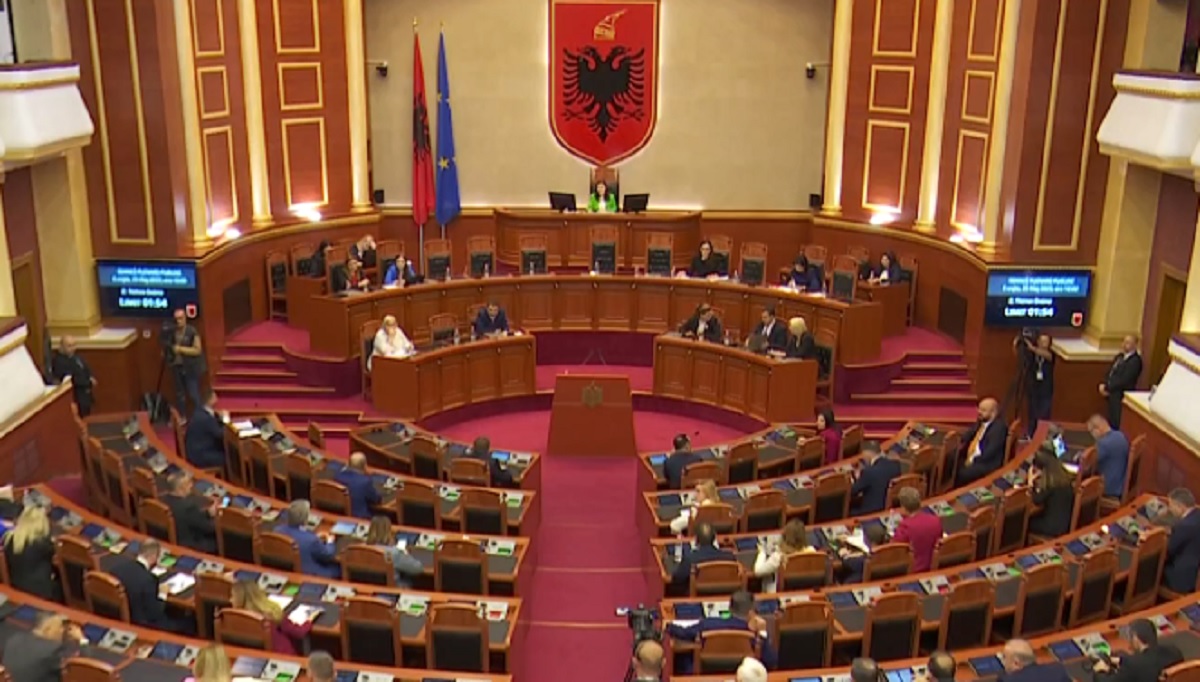 Sot Parlament, cili është rendi i ditës në seancë plenare