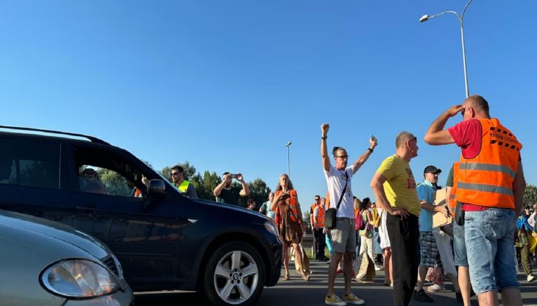 “Serbia kundër dhunës”, nuk ndalen protestat në Serbi kundër Vuçiç-it