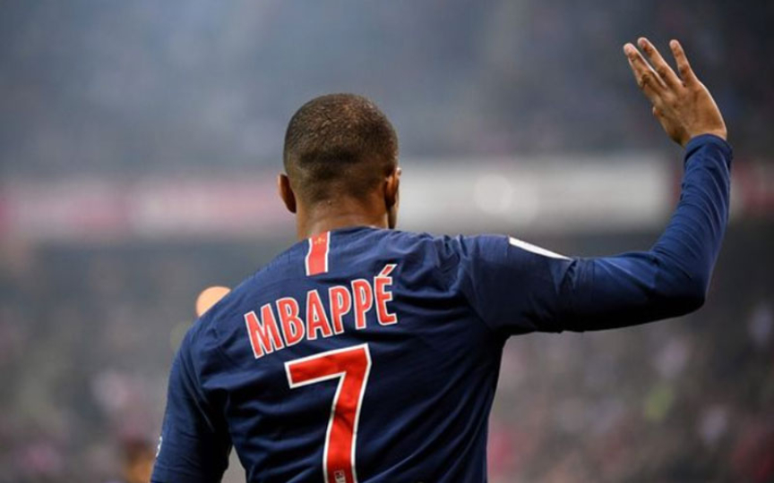 Tensionet me PSG-në, Al-Hilal i gatshëm ta mbulojë me ar Mbappe-në