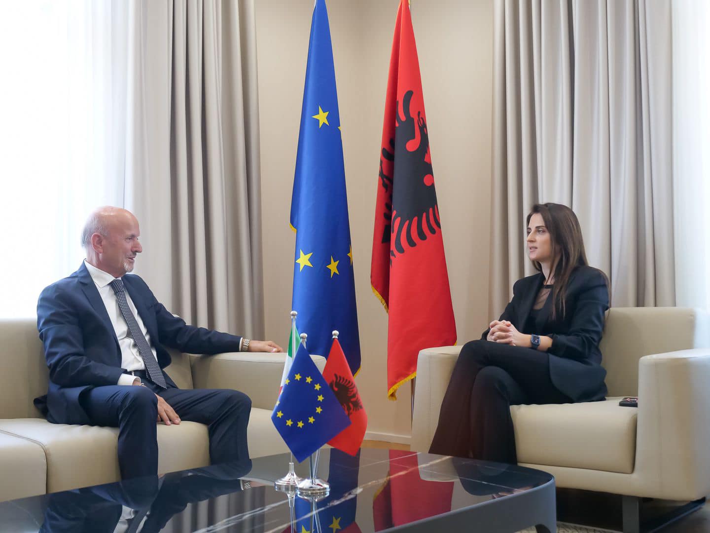 Sako takohet me kryetarin e bashkisë së Vallefoglia të Italisë: Diskutuam për bashkëpunim në fusha të ndryshme