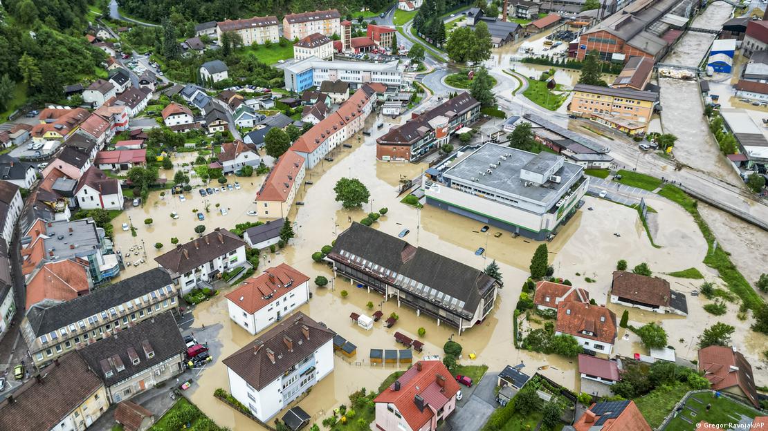 Sllovenia në luftë me katastrofën më të rëndë natyrore, kërkon ndihmë nga NATO