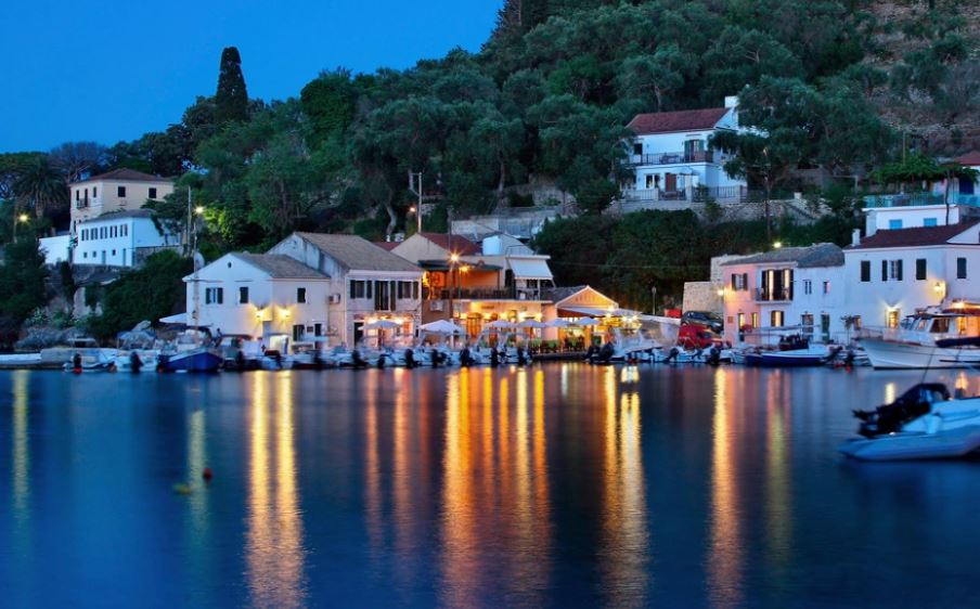 U qëllua nga bashkatdhetari i tij me armë në Greqi, dyshohet për larje hesapesh! (EMRI+FOTO)