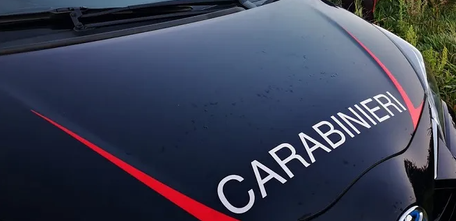 “Më vrisni”, i lënë në arrest shtëpie, shqiptari i bën kërkesën e pazakontë karabinierëve