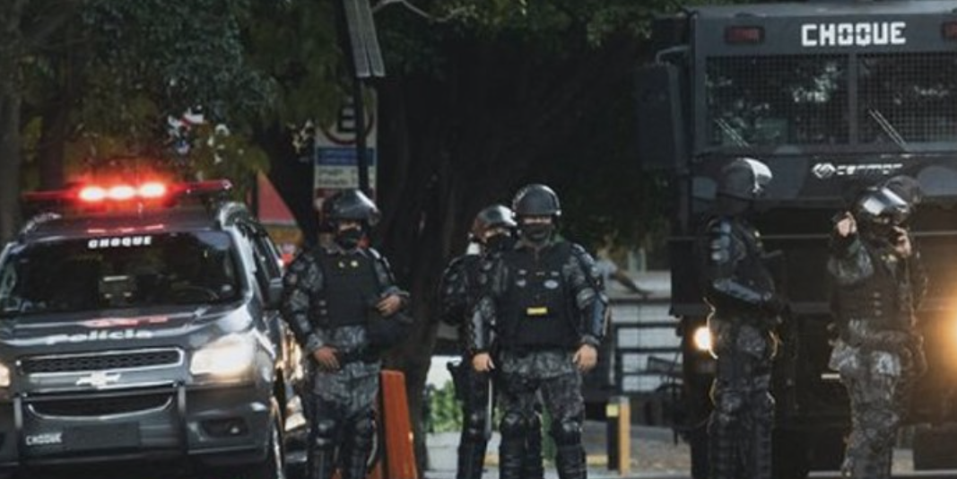 Vritet një oficer në Brazil, hakmerret policia, ekzekuton 13 persona