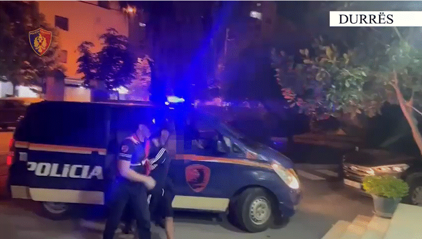 Autor i 8 vjedhjeve dhe 6 tentativave për grabitje në banesa, arrestohet 32-vjeçari në Durrës (EMRI+VIDEO)