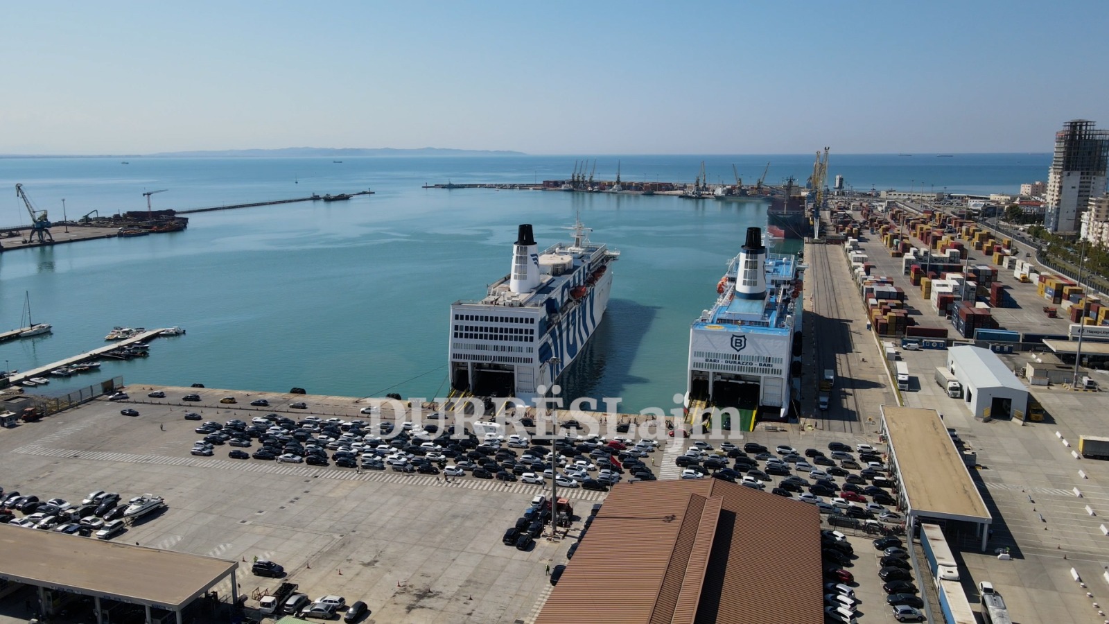 Mbi 123 mijë pasagjerë në portin e Durrësit gjatë muajit korrik (VIDEO)