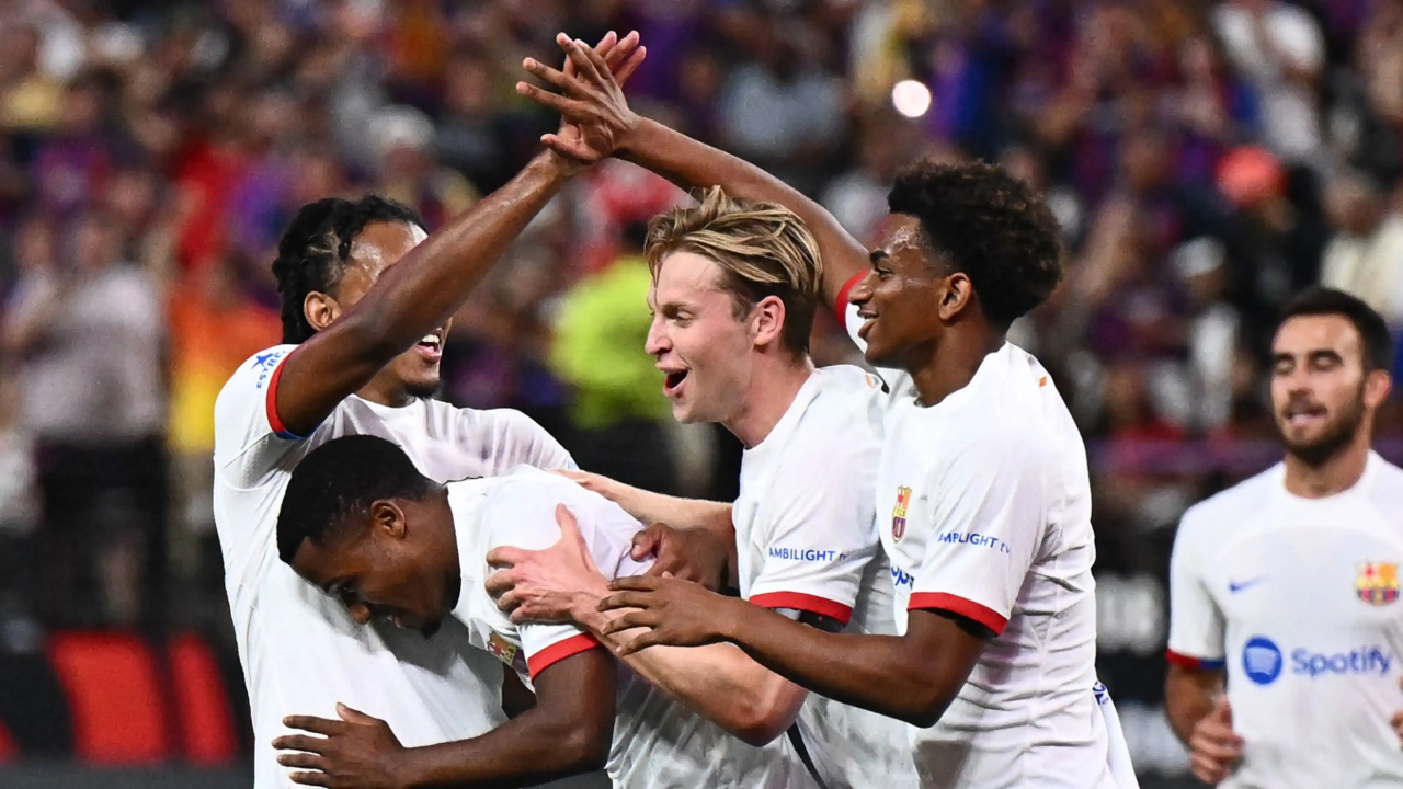 Barcelona rrezikon të mos regjistrojë 11 lojtarë