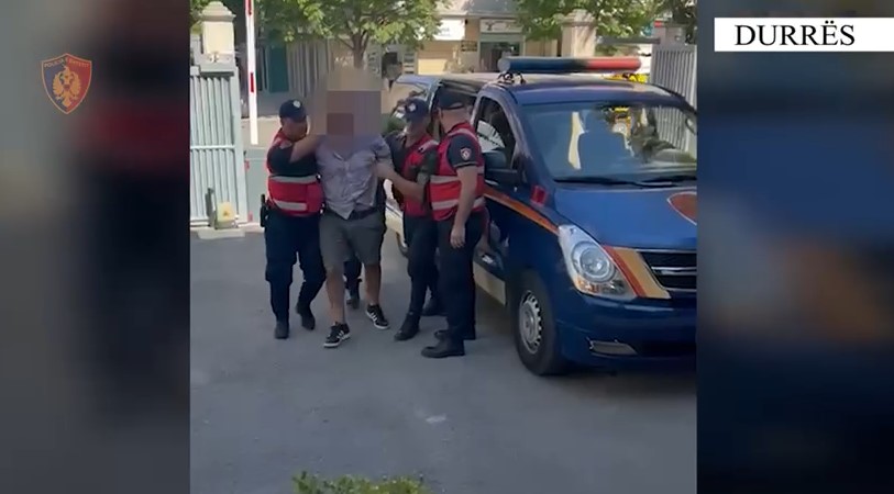 Arrestimi i Dritan Memollës në Durrës, policia: Person me rrezikshmëri të lartë, ja kush po e shoqëronte (VIDEO)