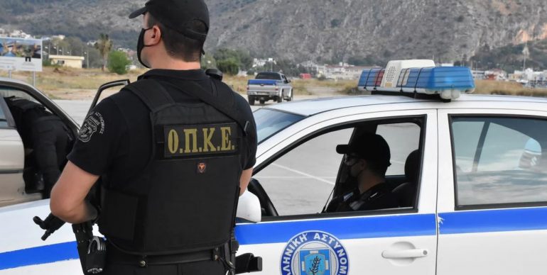 EMRI/ I dënuar me 10 vite e 50 mijë euro gjobë, arrestohet shqiptari në Greqi