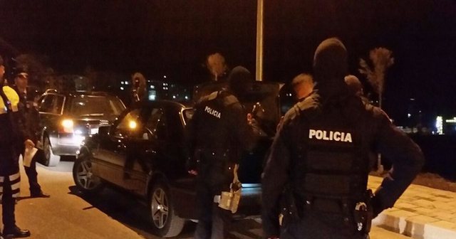 Kontrolle për armëmbajtje pa leje, Policia dhe Forcat Speciale ‘blindojnë’ qytetin bregdetar