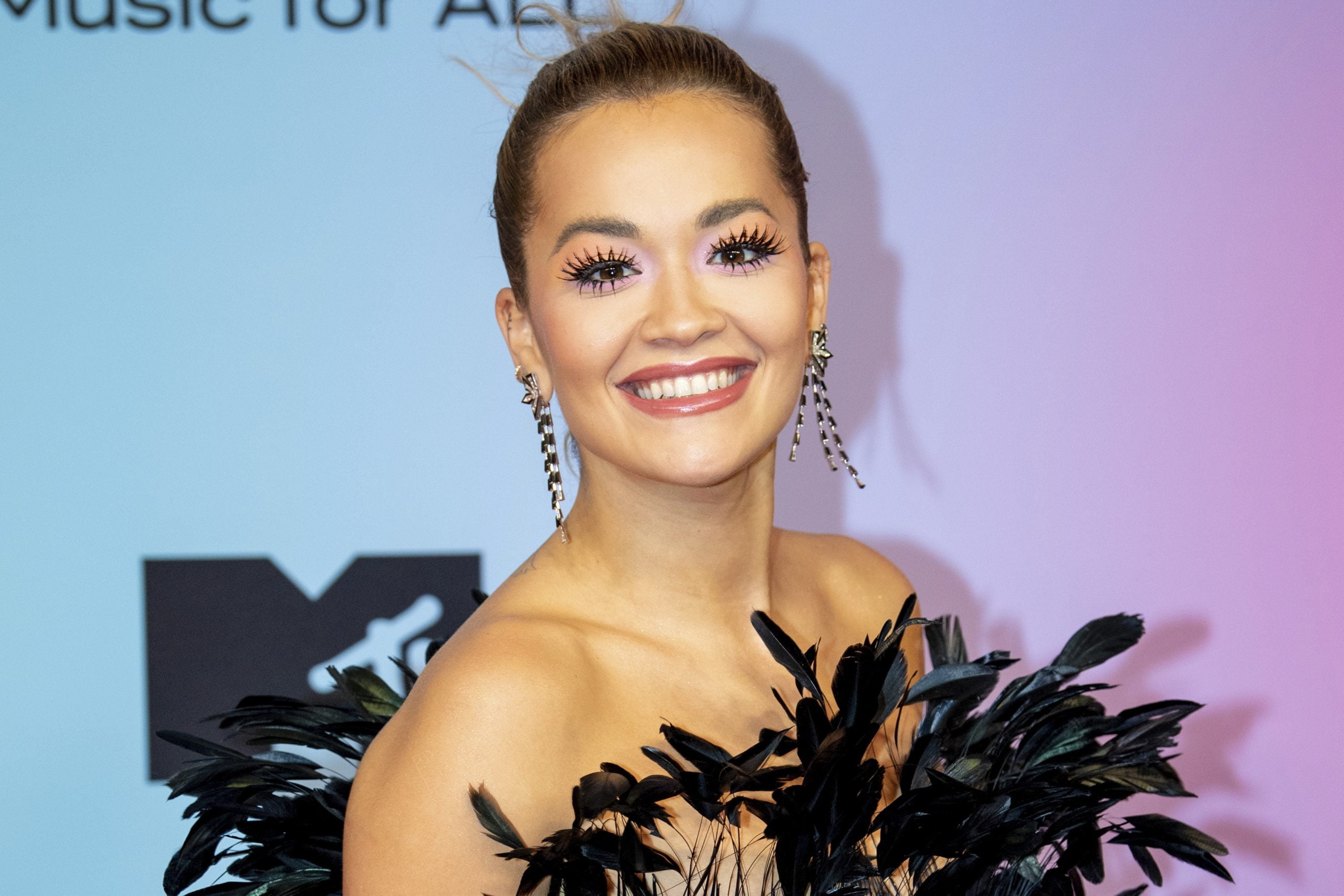 Rita Ora do të prezantojë “MTV Video Music Award 2023”