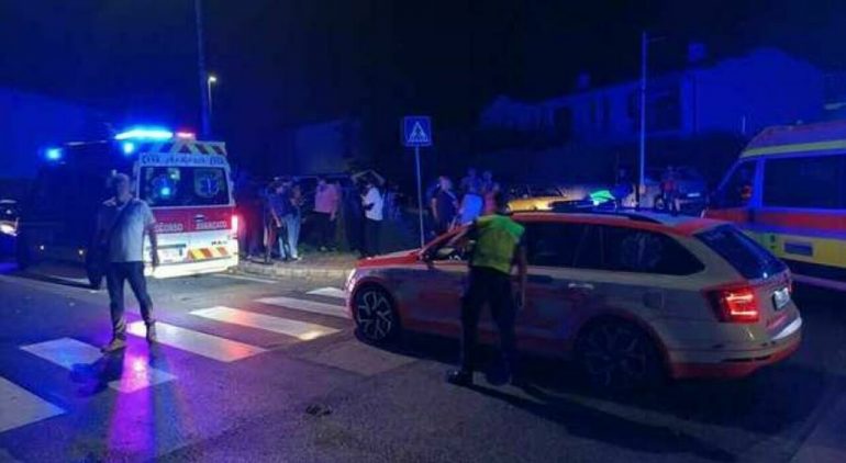 Incident në Milano para ndeshjes së Champions League, goditet me thikë tifozi anglez