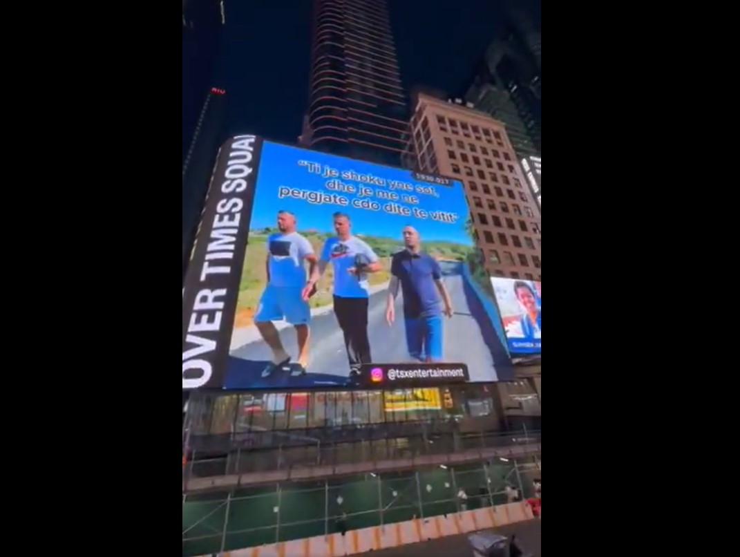 VIDEO/ Surpriza e veçantë që iu bë deputetit Jurgis Çyrbja, del në ekranin gjigant të “Times Square”: Emocione si të paktat herë