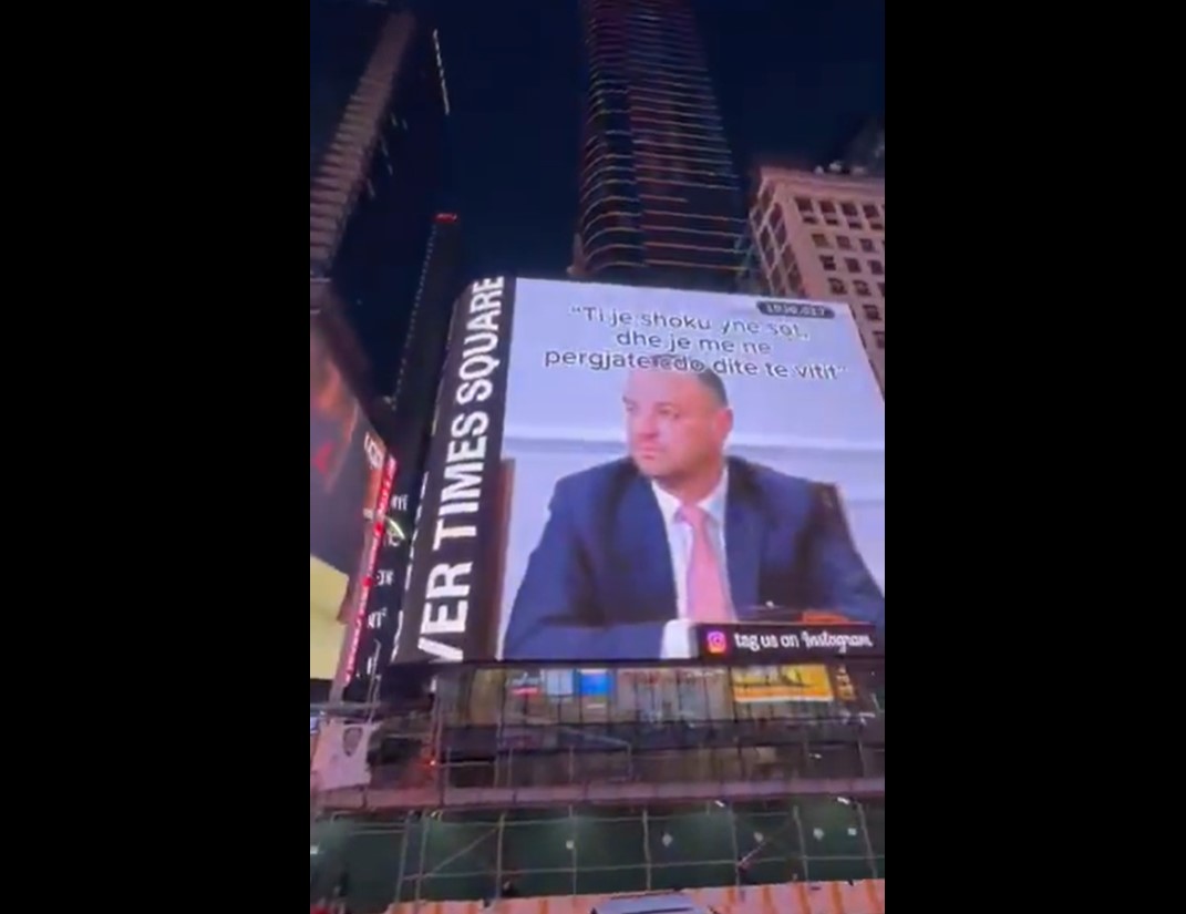 VIDEO/ Surpriza e veçantë që iu bë deputetit Jurgis Çyrbja, del në ekranin gjigant të “Times Square”: Emocione si të paktat herë