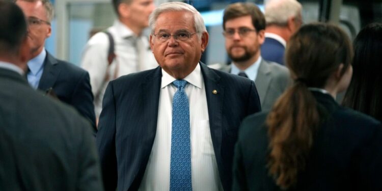 Aktpadi për korrupsion ndaj senatorit Robert Menendez