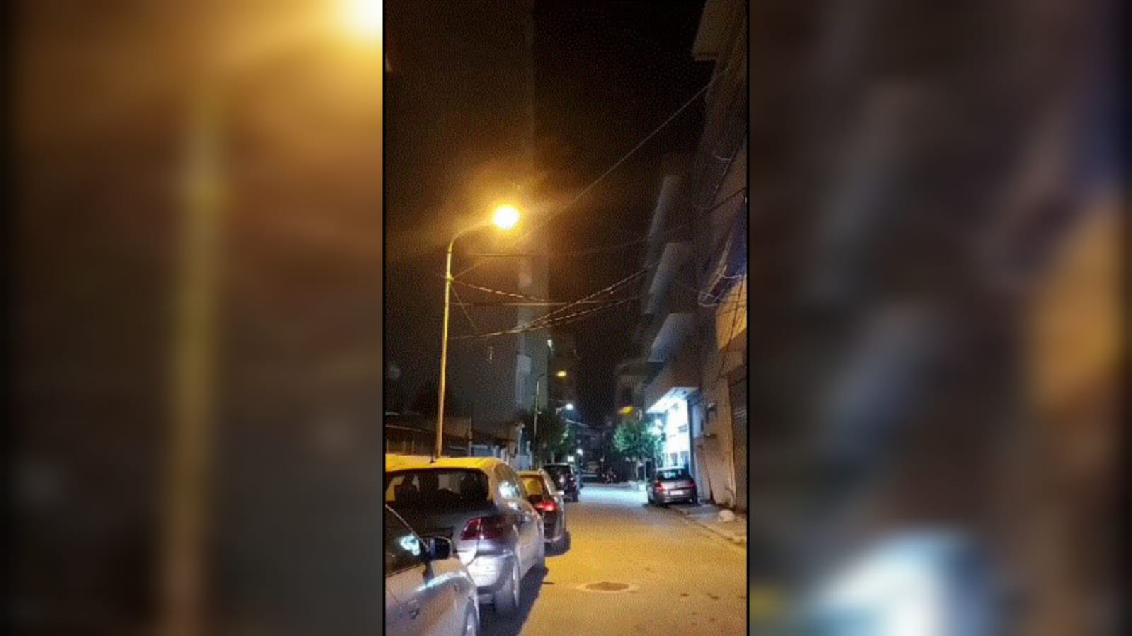 Rikthehet ndriçimi në rrugët e lëna në errësirë në Durrës (VIDEO)