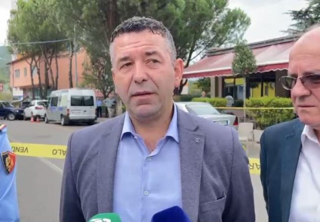 “Viktima u qëllua në lokalin e tij”, kreu i Policisë së Lezhës: Autorët ishin dy persona, fisi Bardhi në konflikt me fise të tjera