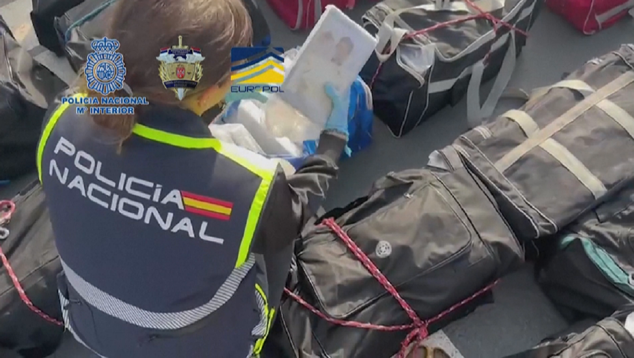 Kapen 3 tonë kokainë në jaht, goditet rëndë banda e Ballkanit!