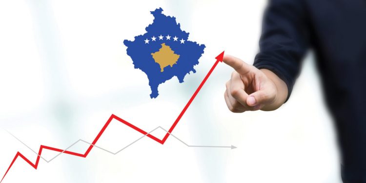 Ekonomia e Kosovës shënon rritje vetëm 2.02%, kritikohet Qeveria