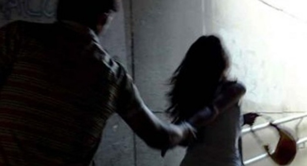 47-vjeçari thyen masën “arrest shtëpie” dhe ngacmon seksualisht një vajzë