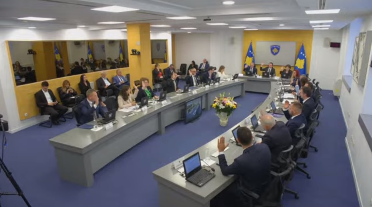 Qeveria e Kosovës jep 50 mijë euro për familjen e policit Afrim Bunjaku
