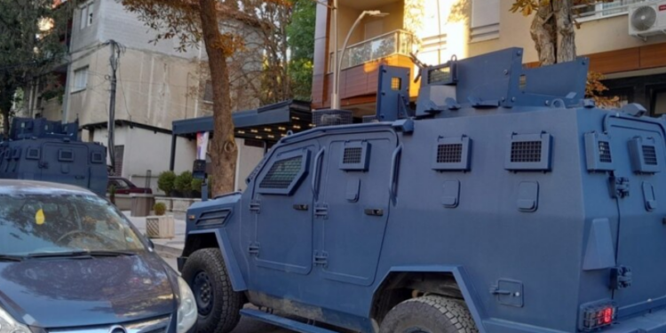Policia e Kosovës kryen kontrolle në tri komuna në veri