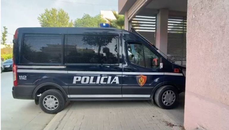 ‘Blindohet’ gjykata e Vlorës/ Kishin planifikuar një vrasje, lihen në burg 6 të arrestuarit