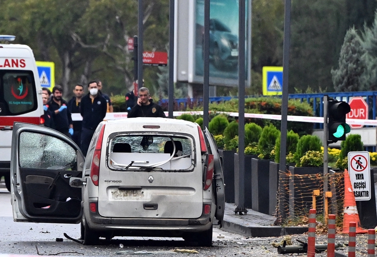 Rama dënon ashpër sulmin terrorist në Ankara: Akt i neveritshëm frikacak