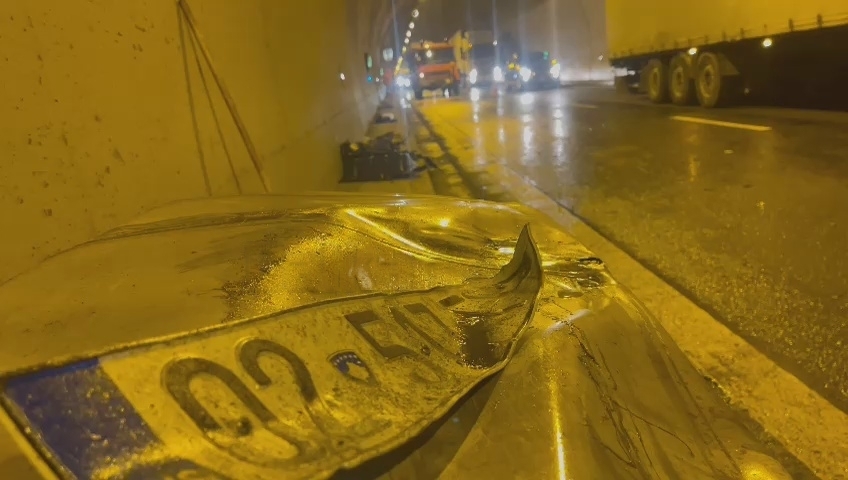 Aksidenti në Tunelin e Kalimashit, policia jep detajet: Dy të vdekur dhe tre të lënduar