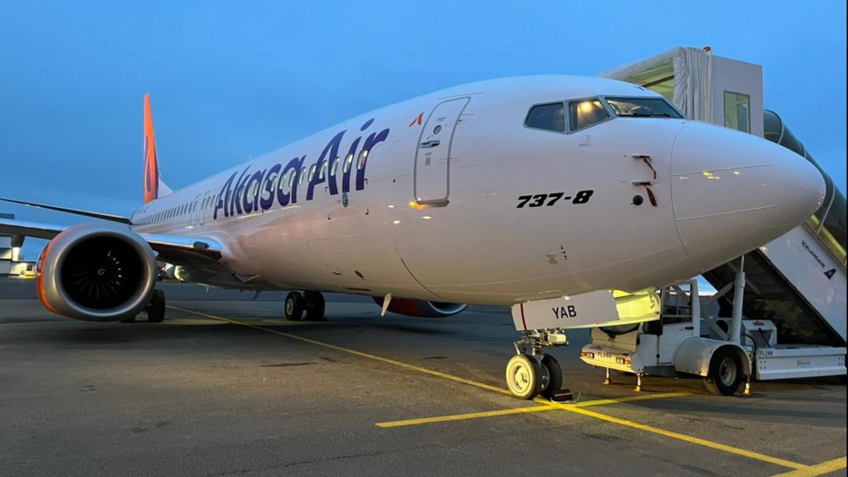 Alarm në qiell, mbi 7 000 persona ndjekin LIVE çfarë do të ndodhë me këtë avion