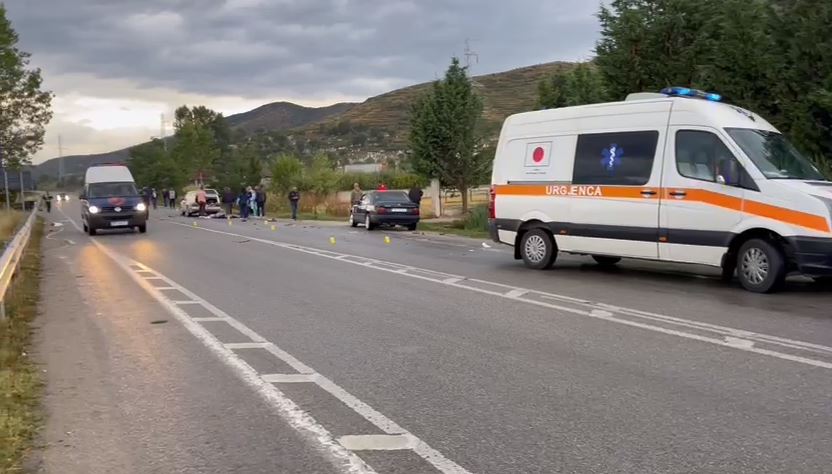 E rëndë/ Aksidentoi të miturin, shoferi largohet nga vendi i ngjarjes