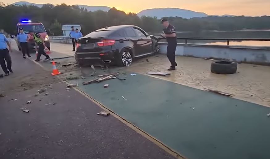 Aksidenti i “çmendur” tek diga e Liqenit, policia arreston Emiljano Ninën, kushëririn e Ervis Martinajt