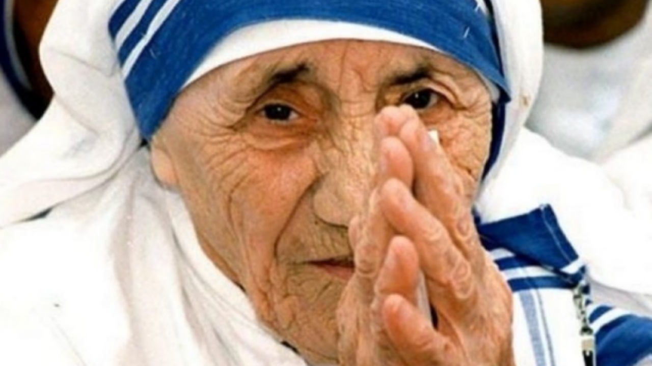 20 vite nga ceremonia e shenjtë e lumturimit të Nënë Terezës