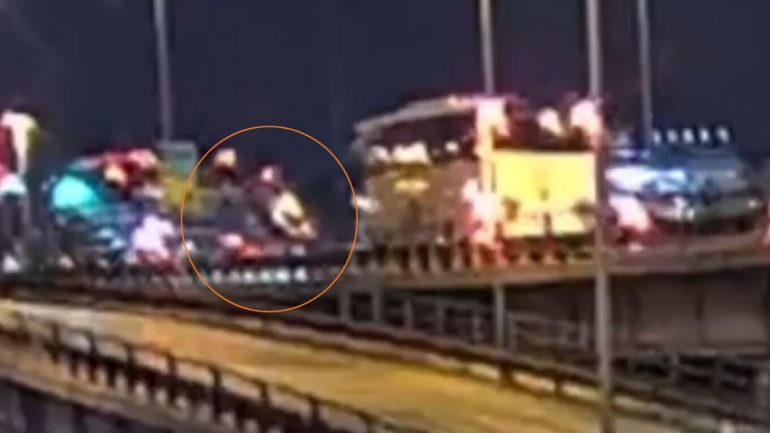 VIDEO/ Tragjedia me 21 të vdekur në Venecia, momenti kur autobusi bie nga ura