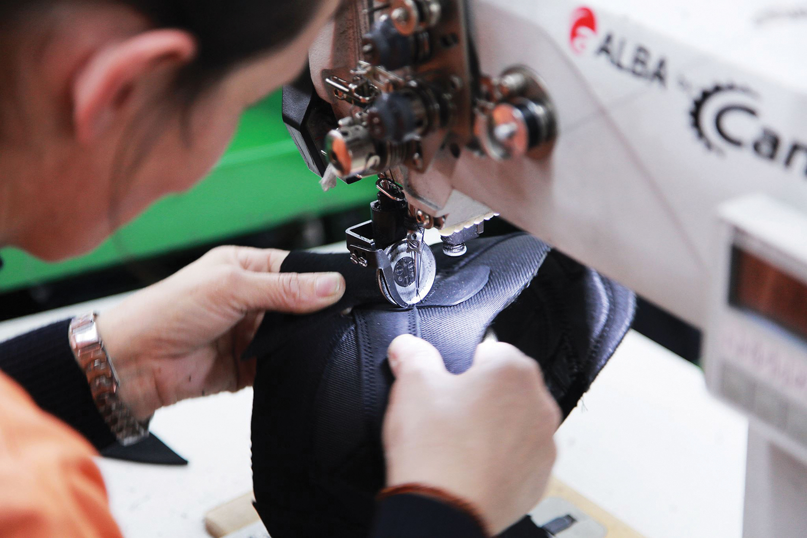 Pas këpucëve nga rritja e kostove, bien porositë edhe për veshjet fason; ProEksport Albania: Shkurtohen deri në 50 punonjës në ditë 