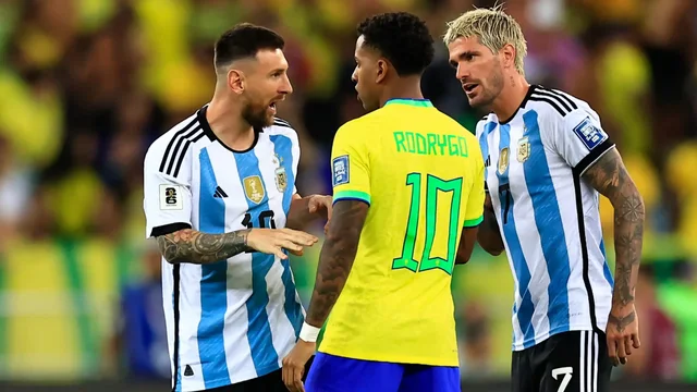 “Qepe gojën” – Messi e humb toruan në ndeshjen ndaj Brazilit, shikoni si e kap Rodrygo-n (VIDEO)