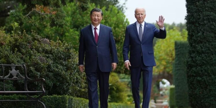 Presidentët Biden dhe Xi pajtohen të ndalojnë fentanilin dhe rifillojnë dialogun ushtarak