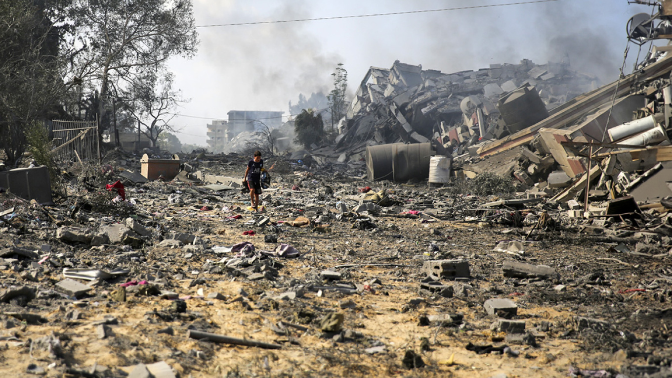 FOTO/ Mbi 11 500 të vrarë, spitalet kthehen në varreza, vdekja po “mbretëron” në Gaza