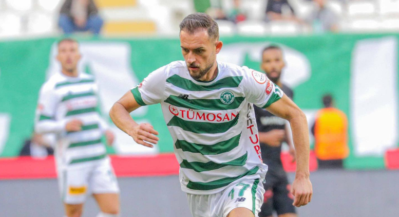 Cikalleshi dhuron show në Turqi, i jep një pikë Konyaspor-it me një “panenka”