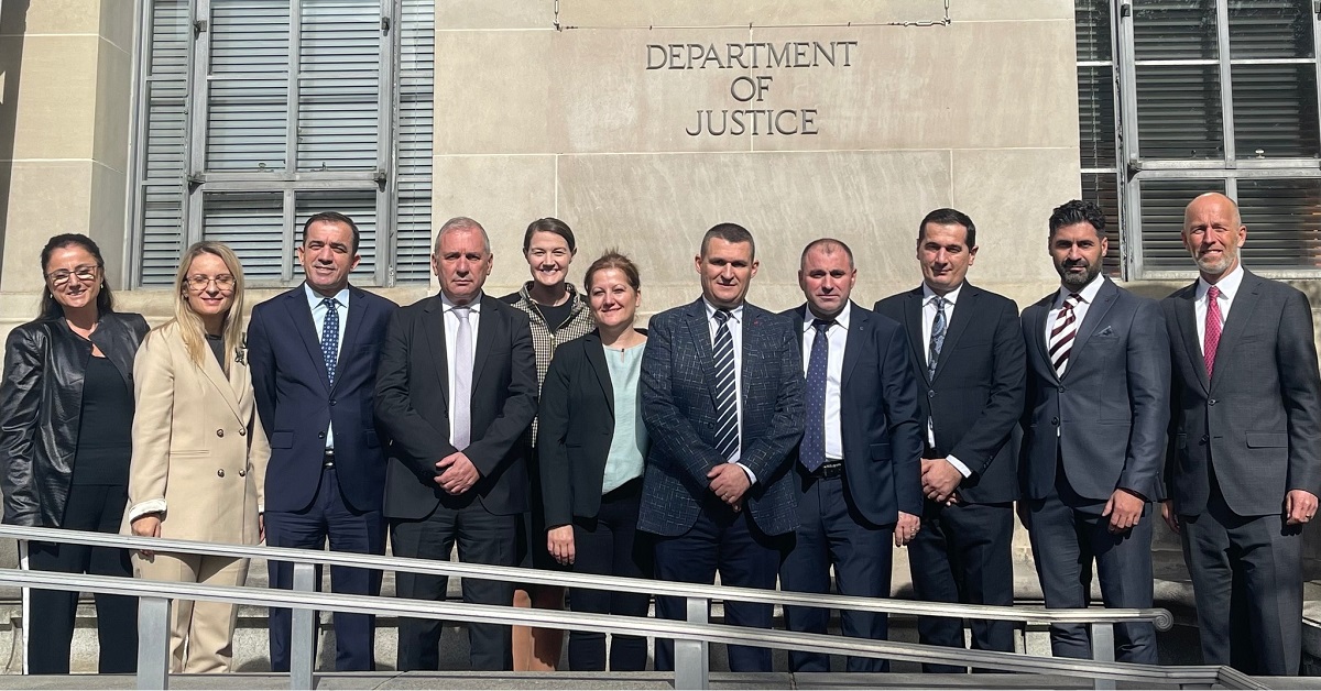 Prokurorët e SPAK vijojnë vizitën në SHBA, Dumani takohet me shefin e hetimeve për korrupsionin