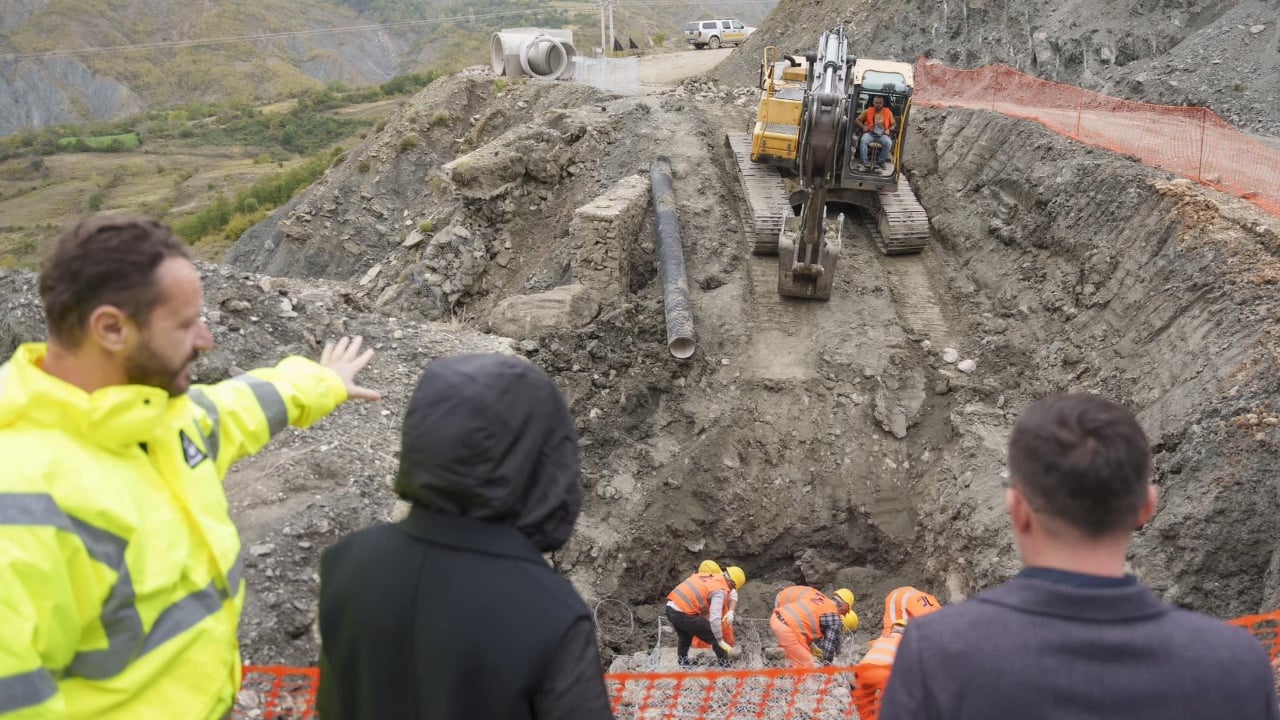 Vijon puna për ndërtimin e urës në fshatin Kukur, Rama: Do t’u shërbejë 1600 banorëve