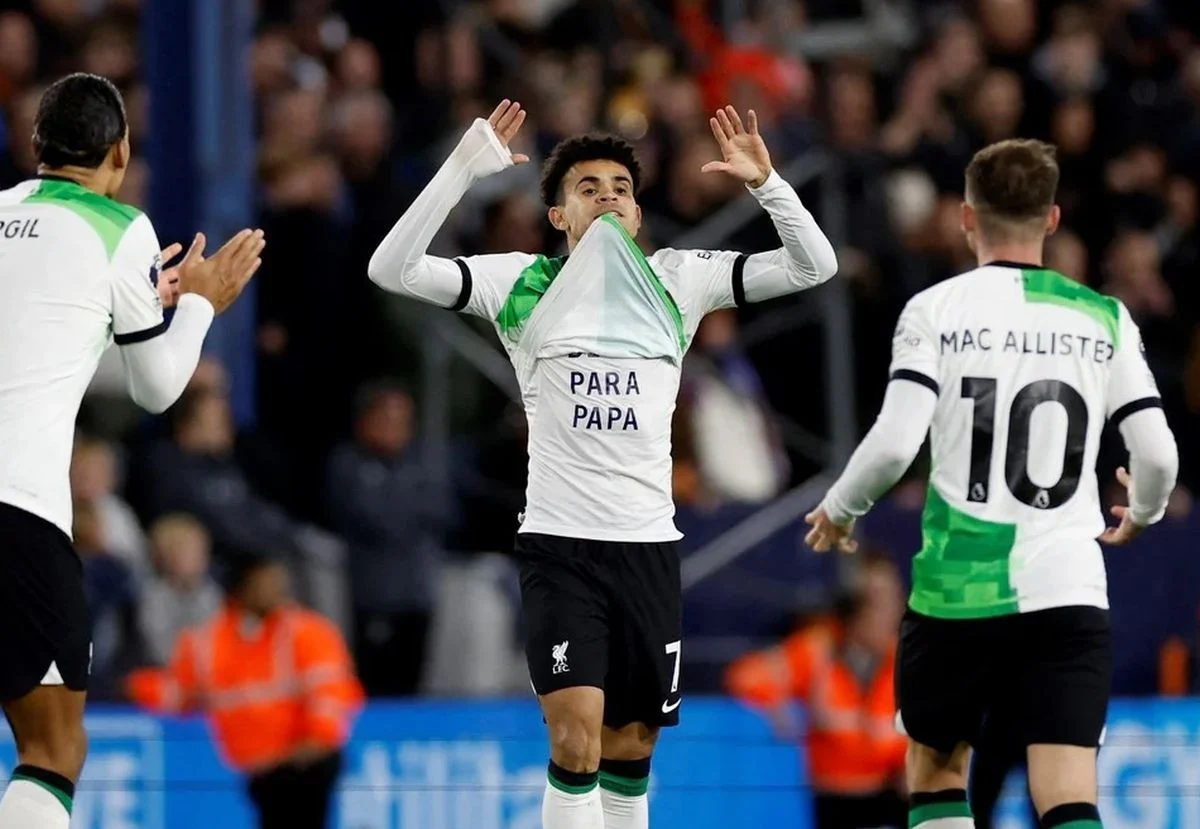 Luis Diaz emocionon me fjalët për babain e rrëmbyer pas golit epik!