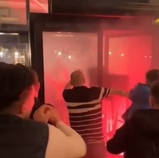 VIDEO/ Tension dhe dhunë në Paris, ultrasit e PSG-së sulmojnë tifozët e Newcastle