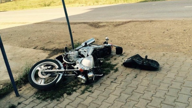 Motori përplaset me lopën dhe më pas me një makinë, plagoset rëndë 34-vjeçari në Sarandë