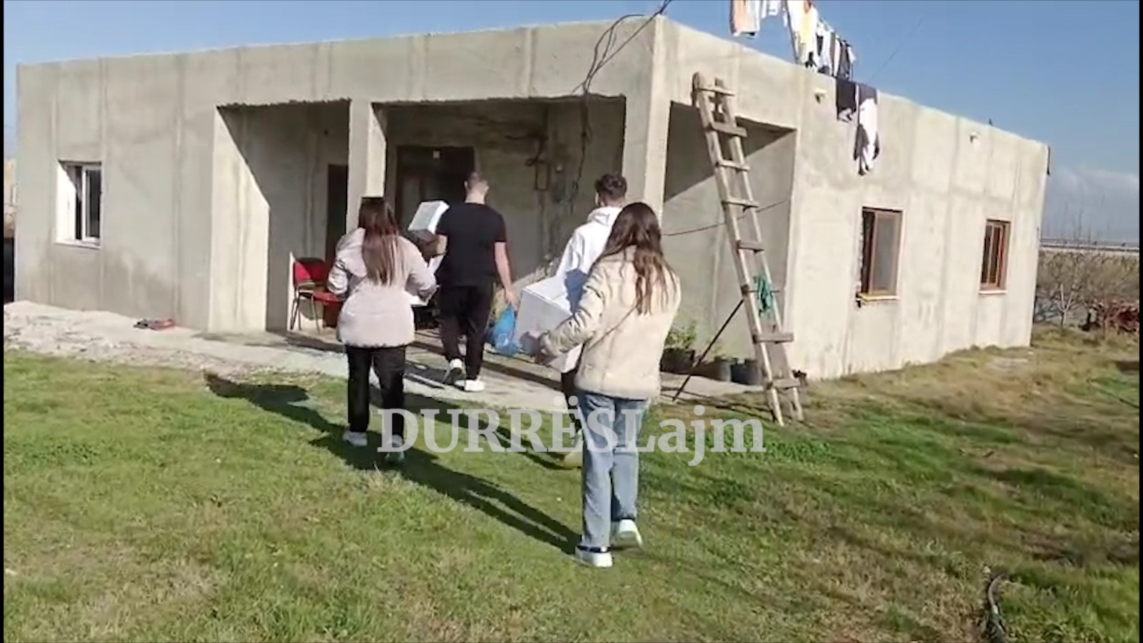 Klubi Rotarakt Durrës/ Pako me ndihma për familjet më në nevojë të Durrësit (VIDEO)