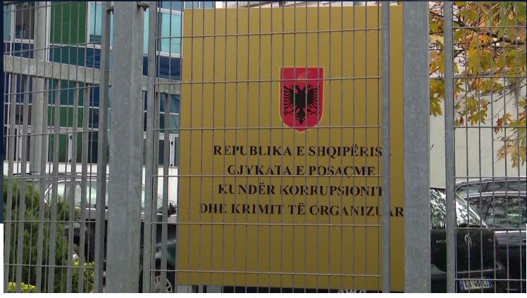 Hetimet ndaj ish-ministrit Beqaj, zbulohen emrat: Ja në banesat e kujt ka kryer kontrolle Byroja Kombëtare e Hetimit
